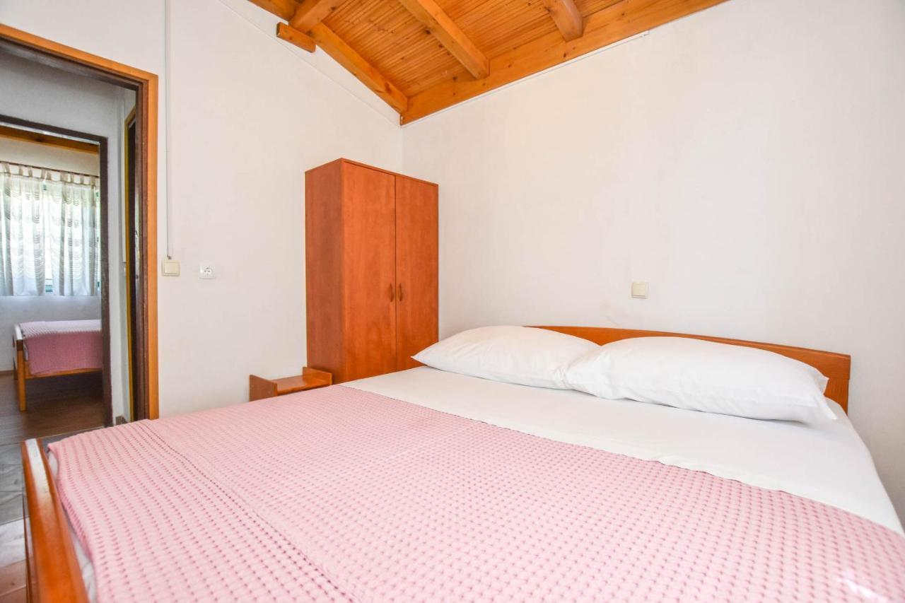 House Oliva Tkon Exterior foto